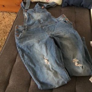 Distressed overalls skinny leg